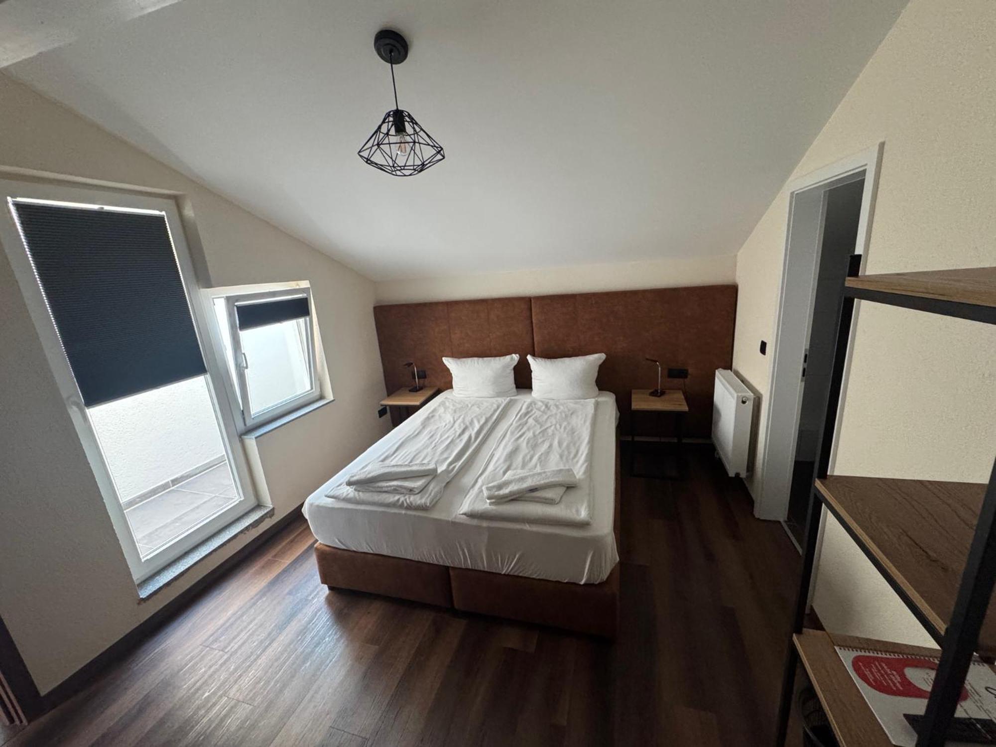 Hotel Capitol Zentrum - 24H - フリードリヒスハーフェン エクステリア 写真